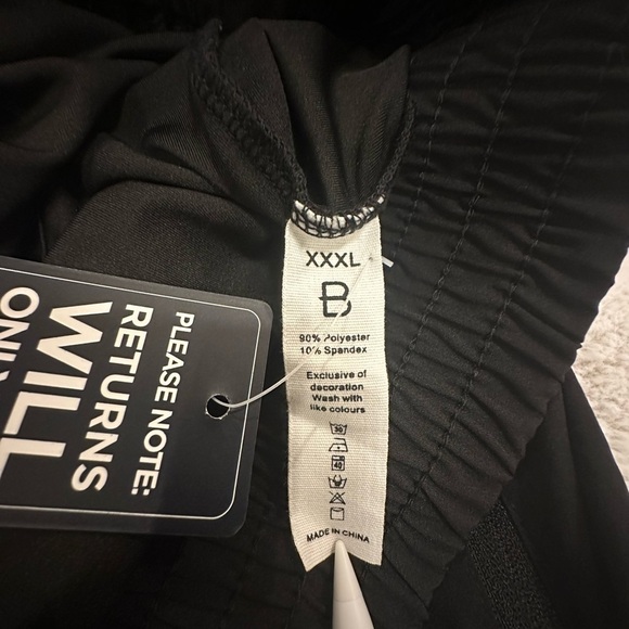 NWT!! - BMJL Women’s Workout shorts xxxl - Picture 3 of 3